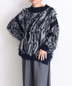 新品　今季　完売品　Eimee law(エイミーロウ）フリンジトリミングニット