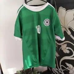 PODOLSKI 10 緑色 サッカーシャツ
