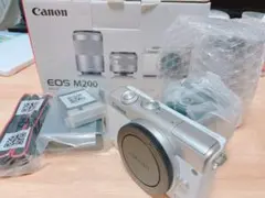 Canon EOS M200 Wズームキット WH