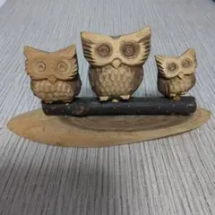 木製　置物　フクロウの彫刻　インテリア