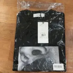 AOURE ブラック グラフィックTシャツ