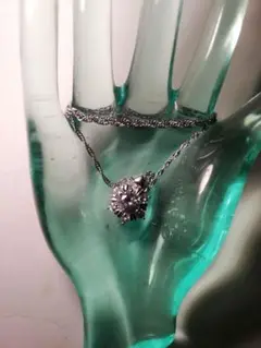 スト−ンネックレス