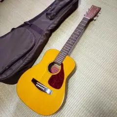 YAMAHA FG-Junior(JR1)ミニギターをレビュー【赤ラベルの評価