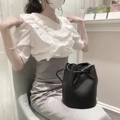 snidel フリル付きホワイト半袖ブラウス