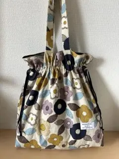 最終お値下げ！　199 巾着バッグ　トートバッグ　エコバッグ