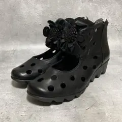 フィズリーン　FIZZ REEN (23) レザーパンプス　パンチングレザー　黒