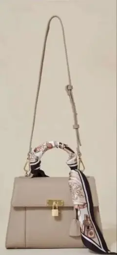 お値下げしました　ロールカバーパッドロックバッグ　SNIDEL