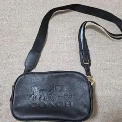 COACH ブラック ショルダーバッグ 馬車ロゴ