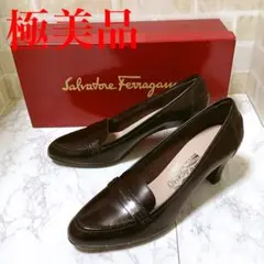 極美品 Salvatore Ferragamo ダークブラウン パンプス