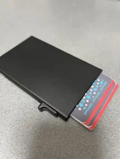 スライド式クレジットカードケース