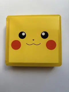 ピカチュウ Switchソフトケース 24枚収納