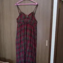 キャミワンピース 赤と緑のチェック柄