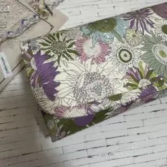 新品 ハンドメイド リバティ柄 大容量長財布