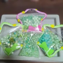 Item thumbnail for item d70e55e4-9540-449b-8562-e2bc0ea38e88