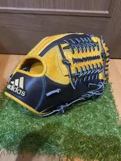 アディダス 内野手