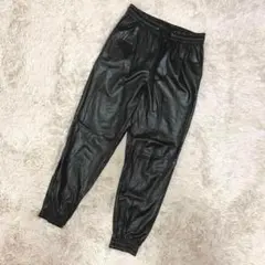 ZARAザラ 【EUR XS】 フェイクレザー ロングパンツ ウエストゴム 黒