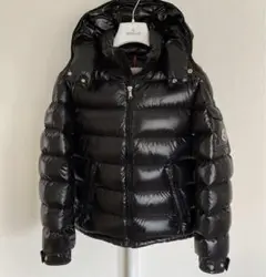 美品. MONCLER