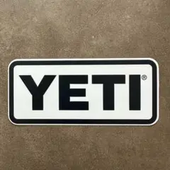 イエティ　YETI ステッカー　黒×白　ハワイアラモアナセンター購入☆