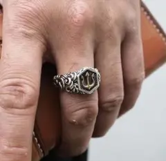 Item thumbnail for item ba761cb7-2986-457e-87d1-4098b18a2849