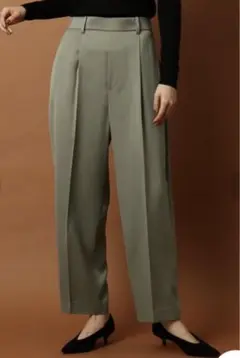 最終価格!1,999!DRESSTERIORワイドセンタープレステーパードパンツ