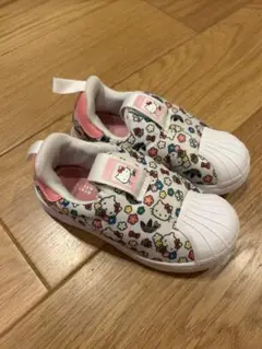 adidas ハローキティ スリッポン　16センチ