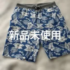 新品未使用　コットン花柄 ショートパンツ