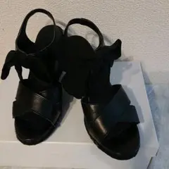 インゲボルグ❤️【未使用】カメリアモチーフ付き厚底サンダル❤️ セール】 カメリア厚底サンダル （サンダル）｜INGEBORG