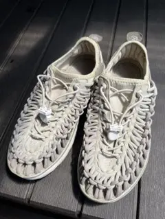 KEEN キーン　ユニーク　UNEEK サンダル　スニーカー　ベージュ