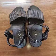 サンダル