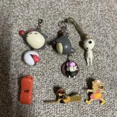 トトロ・コダマ・キキなどのピンバッジ キーホルダーセット