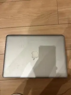 MacBook Pro 8GB シルバー