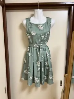 dazzlin グリーン花柄ベルトワンピース