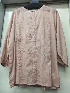 見切り品！夏物　Atorihhouse オシャレかわいいデザイン　綿素材ブラウス