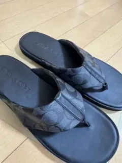 新品美品　COACH ブラックグレー サンダル　27-28cm コーチ ビーサン