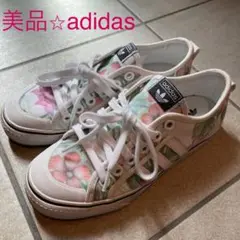 【美品】adidas⭐︎花柄スニーカー 22.5cm