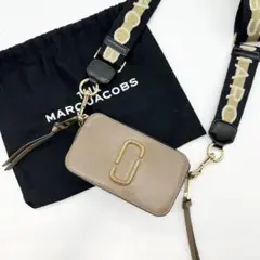 良品✨マークジェイコブス　ショルダーバッグ　スナップショット　ベージュ　ブラウン