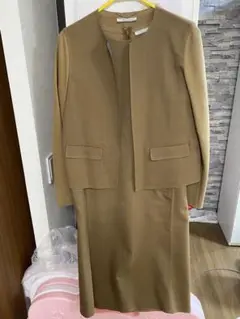 beige ベイジ 半袖ワンピース ジャケット セットアップ