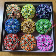 花のくす玉紐付き9個セット箱入り