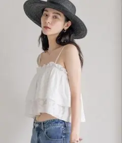 美品　ローリーズファーム レースジャガードビスチェ