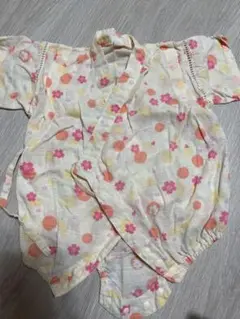 70cm　ベビー甚平 白地花柄
