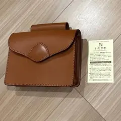 イタガキ　タンニンなめし革　ブラウンレザー フラップ式小物入れ