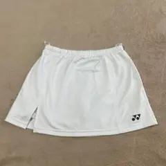 ヨネックス　ホワイトスコートLサイズ