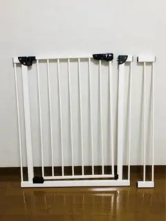 シンセーインターナショナル スチールゲート ホワイト 拡張フレーム付 訳有り