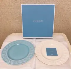 ウエッジウッド　WEDGWOOD　フェスティビティ プレート 27cm ペア