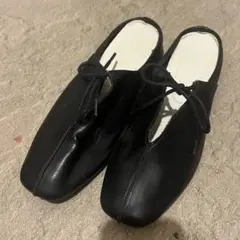 hinari 黒 合皮 オープントゥ サンダル