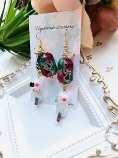 Item thumbnail for item 62e2dd9e-ca86-49eb-9105-97d3db7526fa