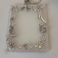 トレカキーホルダー　トレカケース　トレカデコ レジン　シルバー