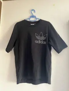adidas ブラック Tシャツ　Mサイズ　刺繍ロゴ