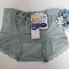 Item thumbnail for item 20517641-540a-42c4-9466-6fb1737ce1e1