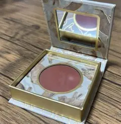 ヴィーナスマーブル　キャットシリーズ　チークカラー　アンティークコーラル